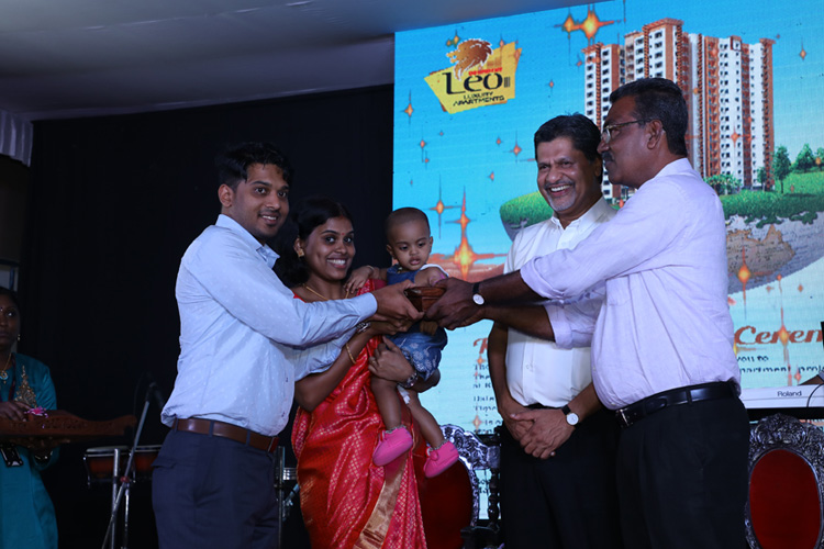 confident leo 3 - handing over 18