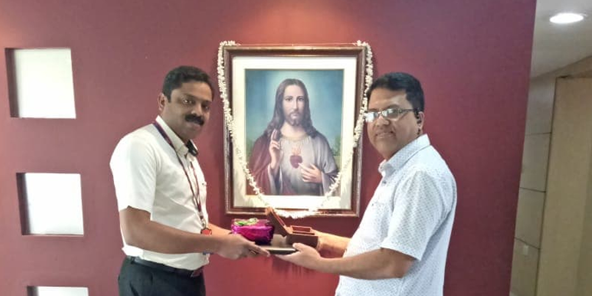 MR.-SURESH KUMAR MANAKKADAVIL