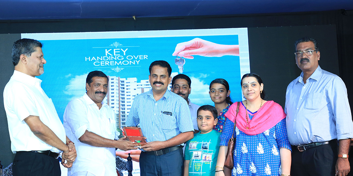 Key handing over- Symphony