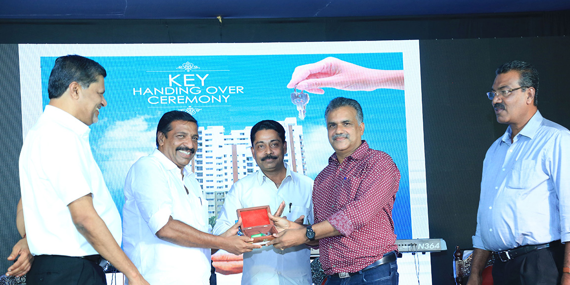 Key handing over- Symphony