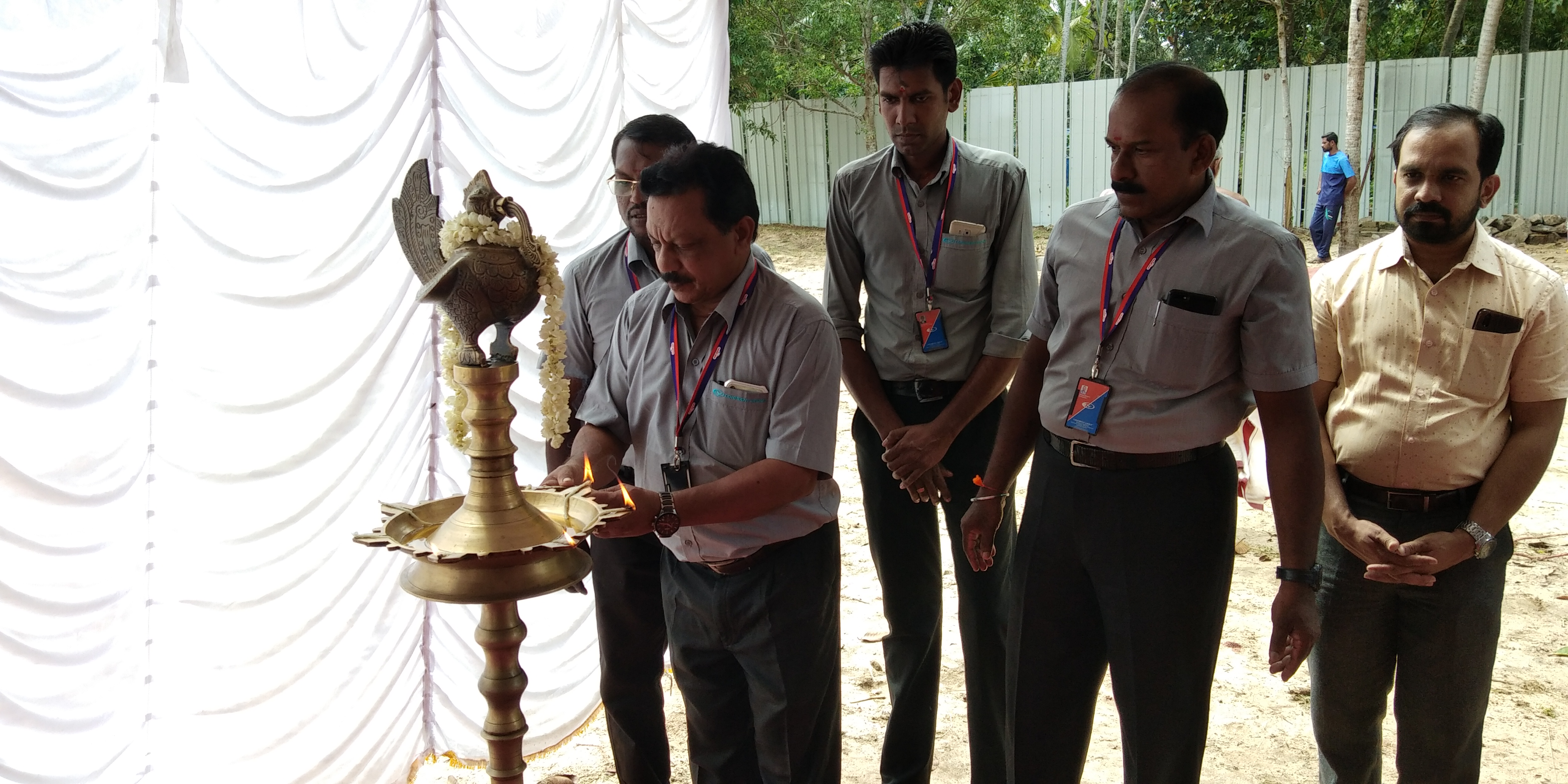 Bhoomi Pooja Confident Crown