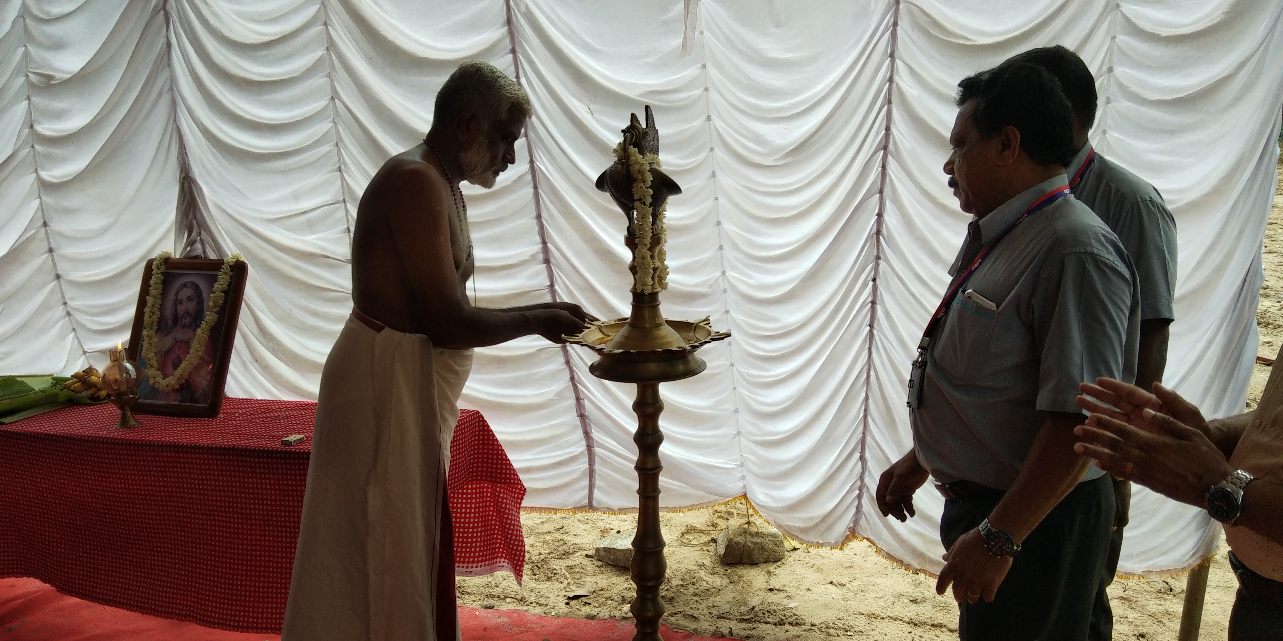 Bhoomi Pooja Confident Crown