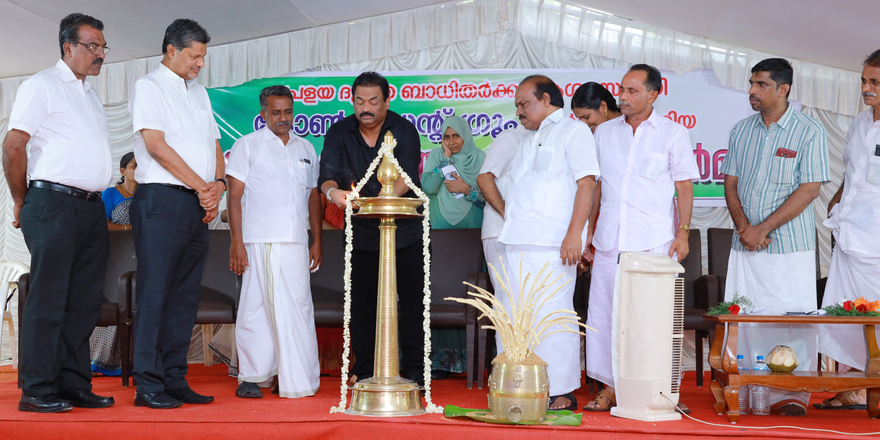 Distribution of new homes for flood victims