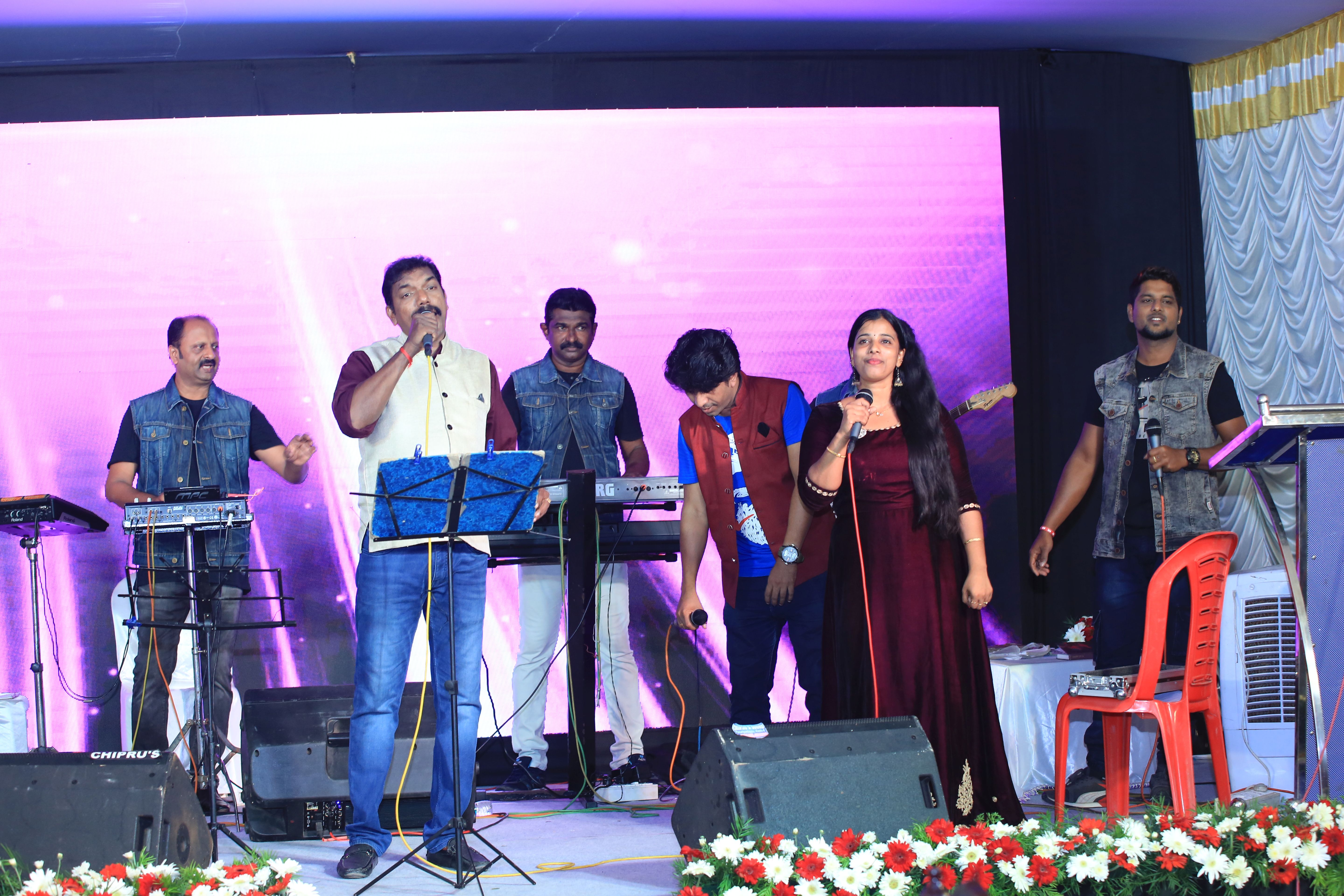 MUSICAL ENTERTAINMENT