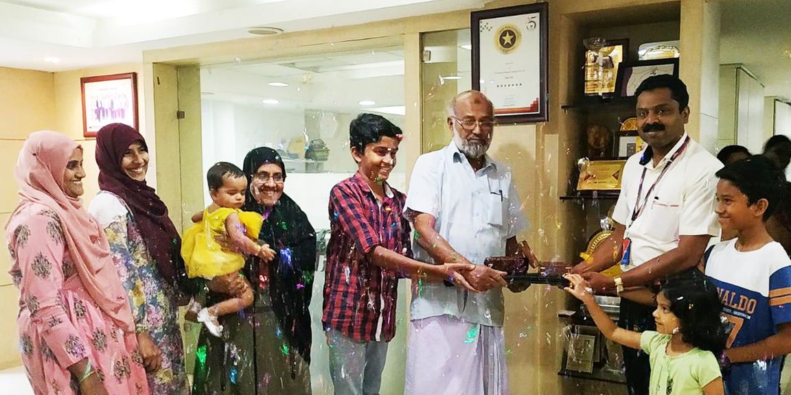 Confident Oberon, Kochi