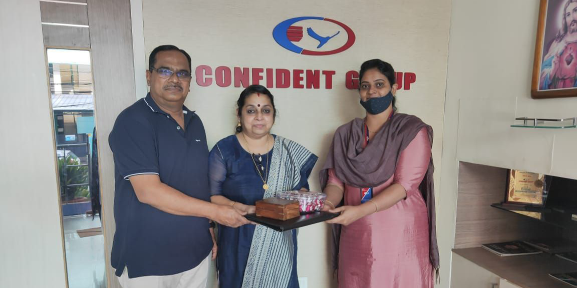 Mrs. Asha V S & Madhavan S